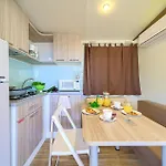 Campingplatz 2 Bedroom Stunning Stacaravan In Glavotok
