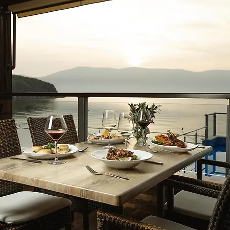 캠프장 2 Bedroom Stunning Stacaravan In Glavotok 4*