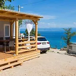 2 Bedroom Stunning Stacaravan In Glavotok Kemping 4*